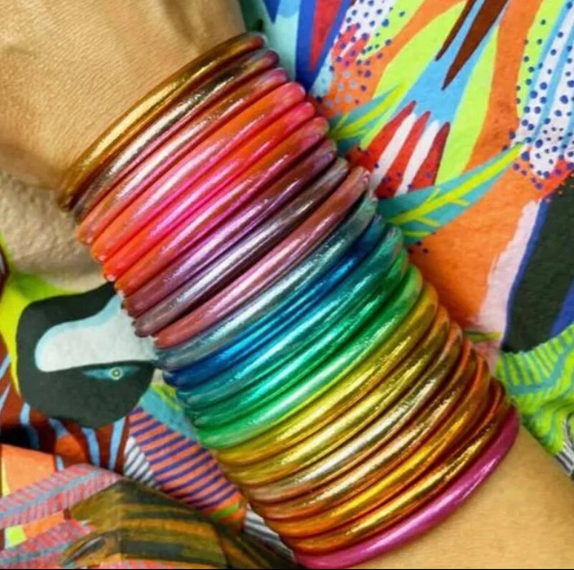 Upcycled Sieraad Yvelise Boeddhistische Armband Dames - Handgemaakt In Thailand, Met Authentieke Mantra & Bladgoud Boeddhistische Armband Handgemaakt Upcycled Sieraad Yvelise Boeddhistische Armband Dames - Handgemaakt In Thailand, Met Authentieke Mantra & Bladgoud Boeddhistische Armband Handgemaakt