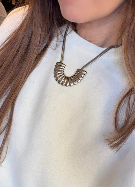 Collana Greta due  varianti colore