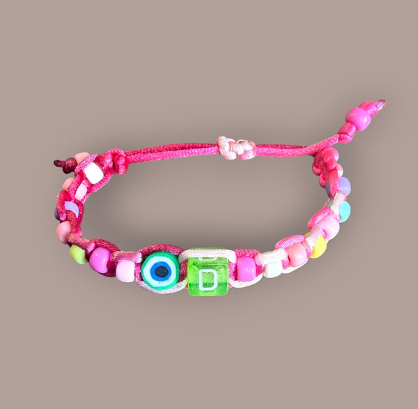 Bracciale con dadino iniziale vari colori e lettere