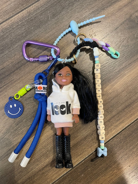 Pimp your Bag Keychain charms per borsa e portachiavi Barbie Shelly mora con felpa con cappuccio