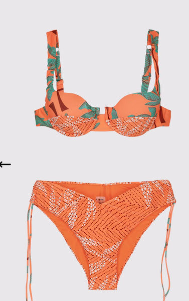 Bikini Mefui con ferretto e slip Americano coprente Exotic