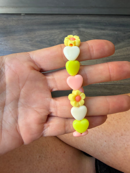 Bracciale colors Beads giro cuori small e fiori giallo bianco salmone