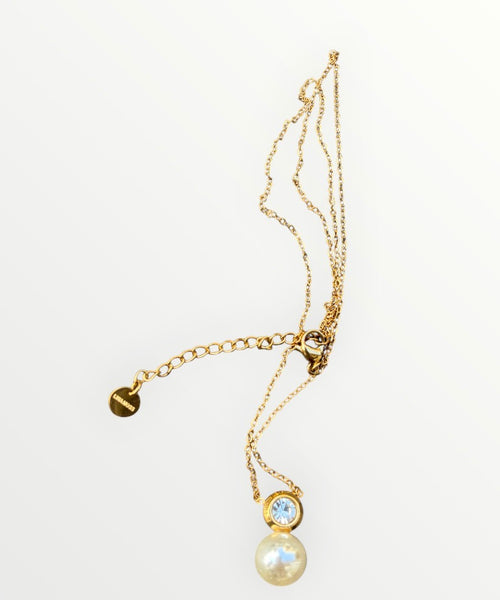 Collana perla e punto luce