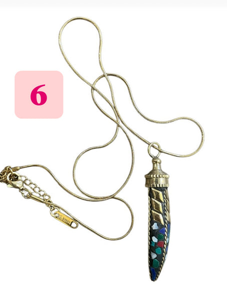 Collana corno tibetano piccino vari colori