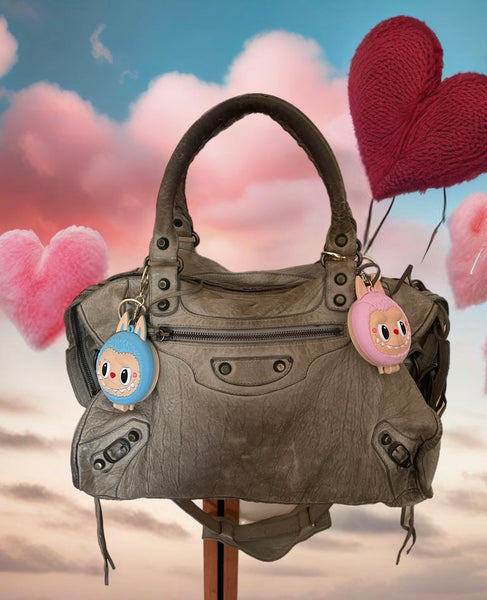 Spazzola e specchietto Labubu portachiavi Pimp your Bag vari colori