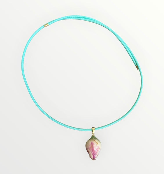Collana magnetic con charm rosa essiccata rosa  cordino vari colori