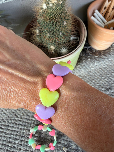 Bracciale colors Beads giro cuori large fuxia lilla giallo