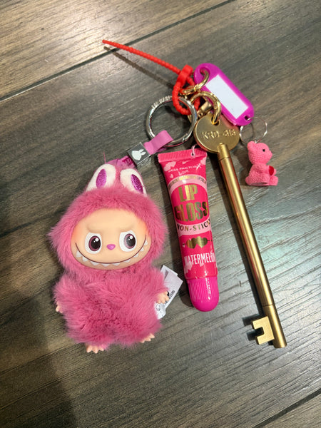 Pimp  your bag portachiavi per borsa Mini Labubu Pin for Love fuxia Q