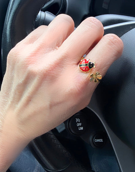 Anello isla Bonita con coccinella e fiorellino