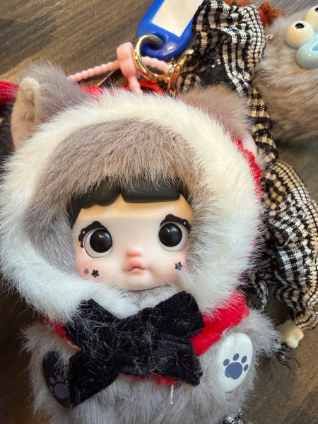 Pimp your bag Baby Nommi serie Fairtytale town piccolo lupo rosso favola Cappuccetto rosso