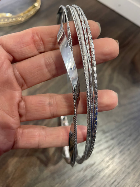 Collana Anastasia  rigida girocollo choker multifili uniti  due varianti colore