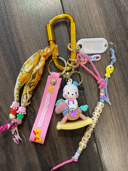 Pimp your Bag Keychain charms per borsa e portachiavi Pochacco cavalluccio a dondolo