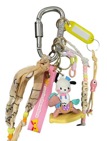 Pimp your Bag Keychain charms per borsa e portachiavi Pochacco cavalluccio a dondolo