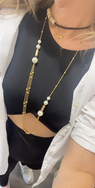 Collana lunga con perle e micro sfere