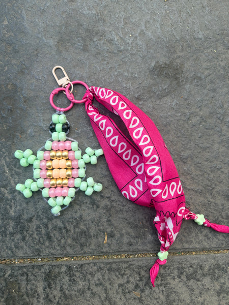 Pimp your bag Colors keychain tartaruga  portafortuna  pony Beads Vari utilizzi e vari colori