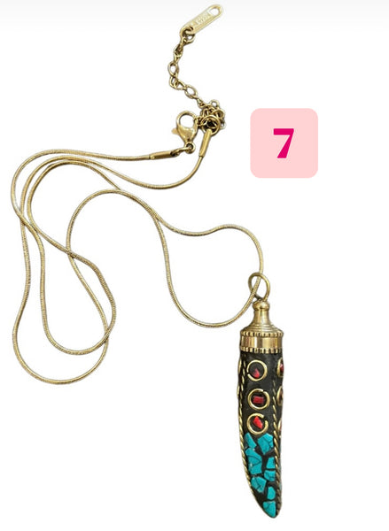 Collana corno tibetano piccino vari colori