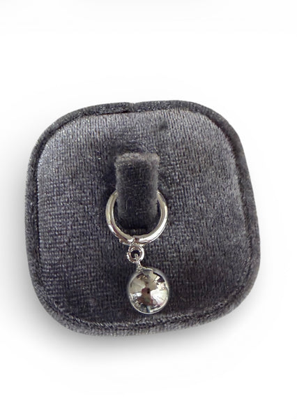 Mono orecchino sfera argento 925