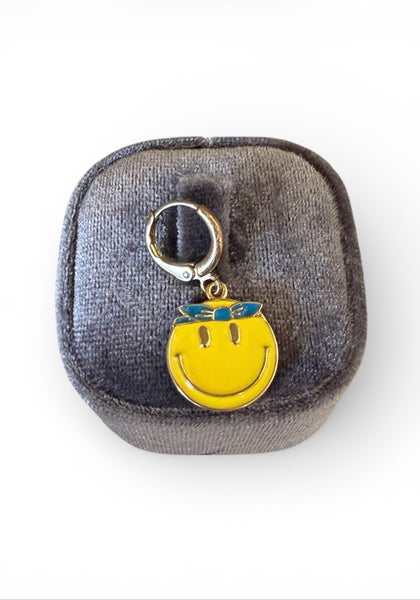 Mono orecchino smile  hippie vari colori