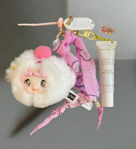 Pimp your Bag Baby Nommi Sweetness series milk shake