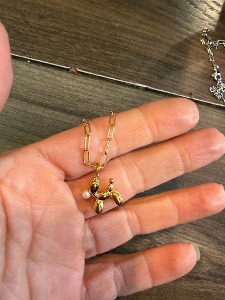 Collana Balloon dog crystal con perla due varianti colore