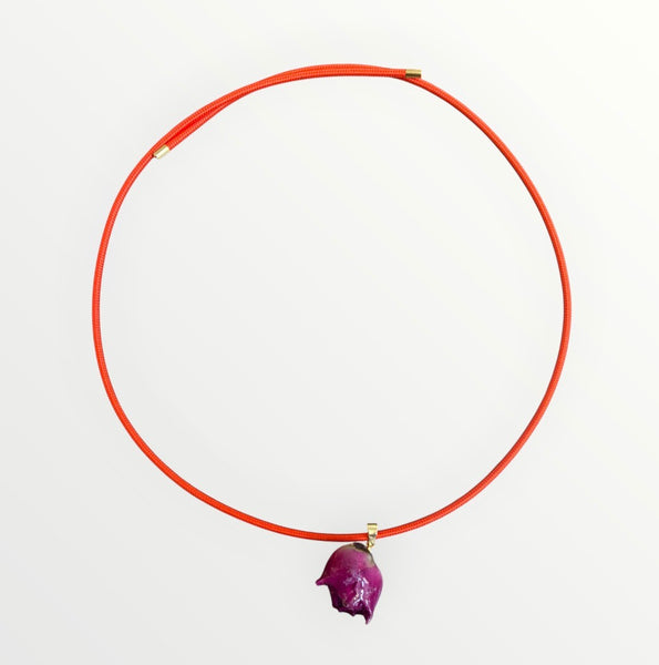 Collana magnetic con charm rosa essiccata fuxia cordino vari colori