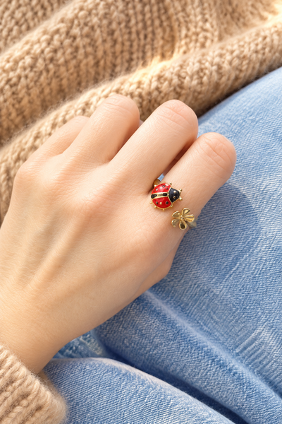 Anello isla Bonita con coccinella e fiorellino