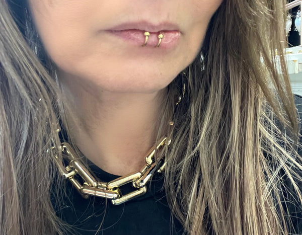 Face jewels Labret Orecchino per labbro gioielli per il viso 
Doppio anello con sfere clip non serve
avere il buco due varianti colore