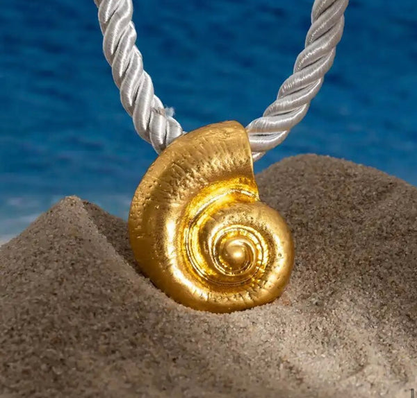 Collana snail shell due varianti colore cordino avorio