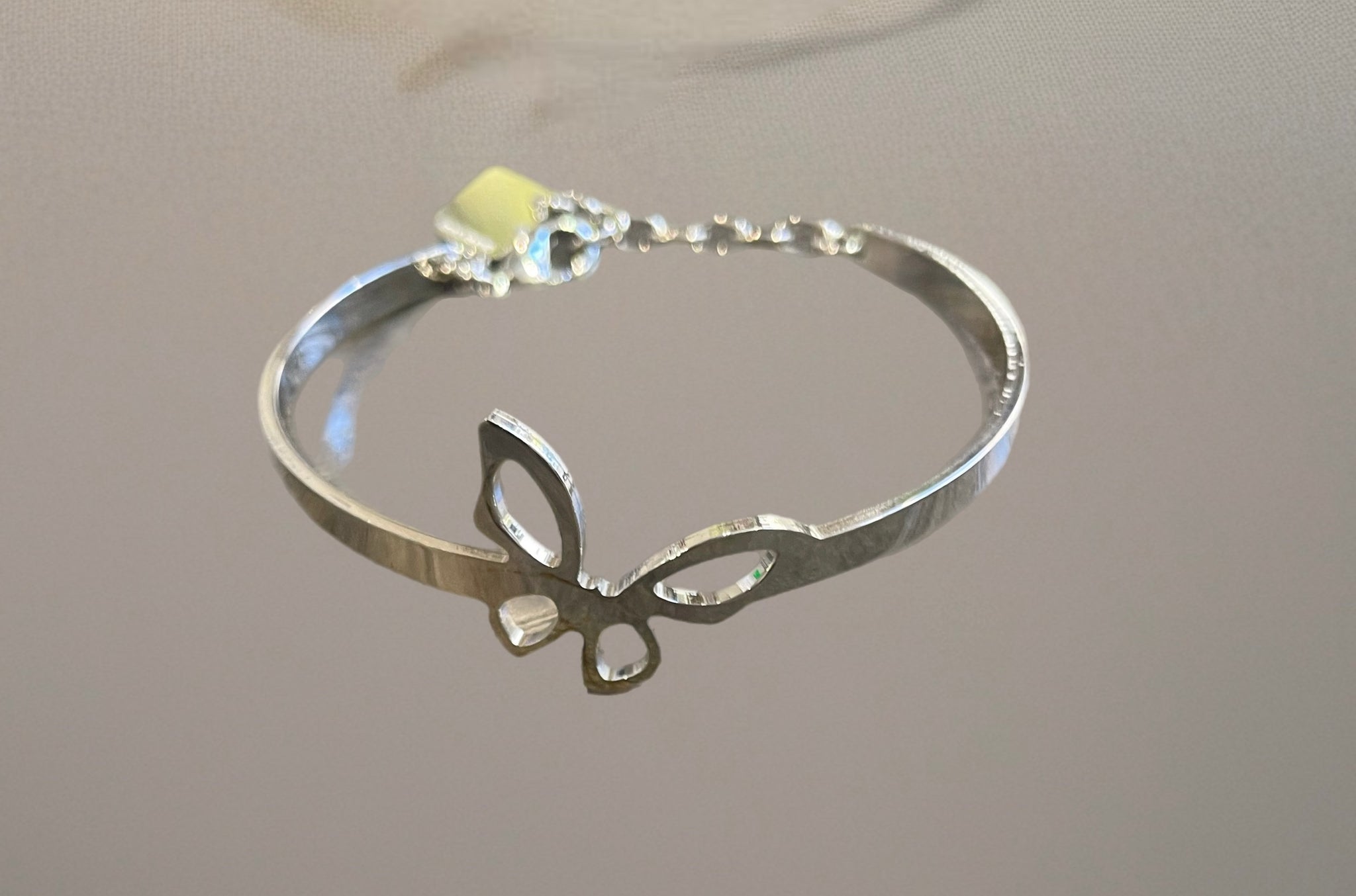 Bracciale So Glamour bangle Farfalla vuota