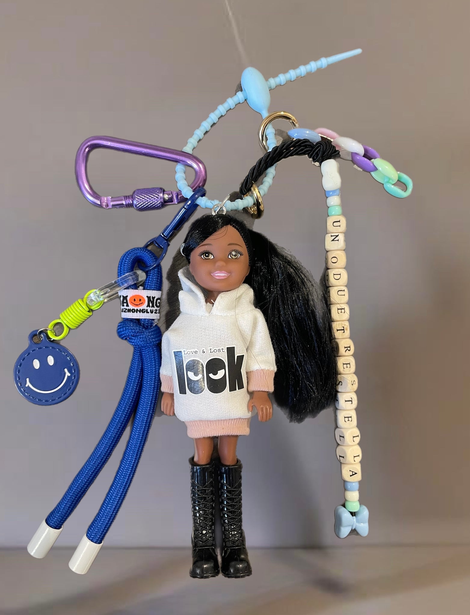 Pimp your Bag Keychain charms per borsa e portachiavi Barbie Shelly mora con felpa con cappuccio