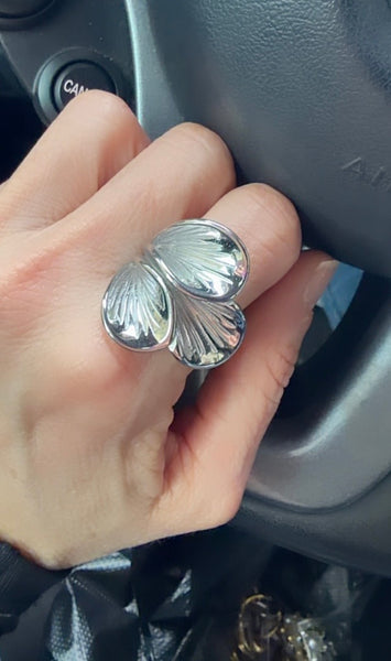 Anello Vanessa foglie due varianti colore