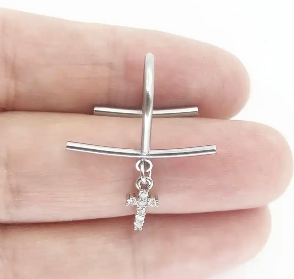 Face jewels Orecchino per labbro
Croce crystal  Labret clip non serve
avere il buco due varianti colore