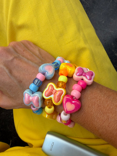 Bracciale Colors  cuori e pony Beads rosa