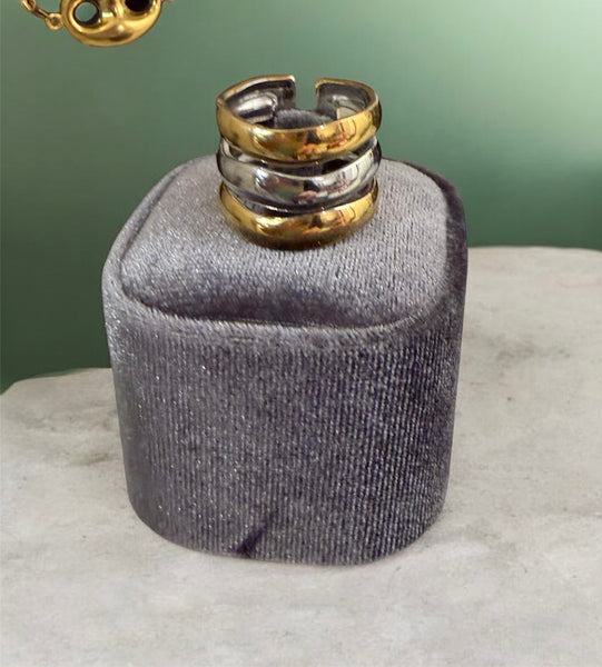 Anello Adelaide  tre  varianti colore