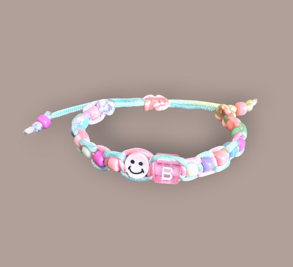 Bracciale con dadino iniziale vari colori e lettere