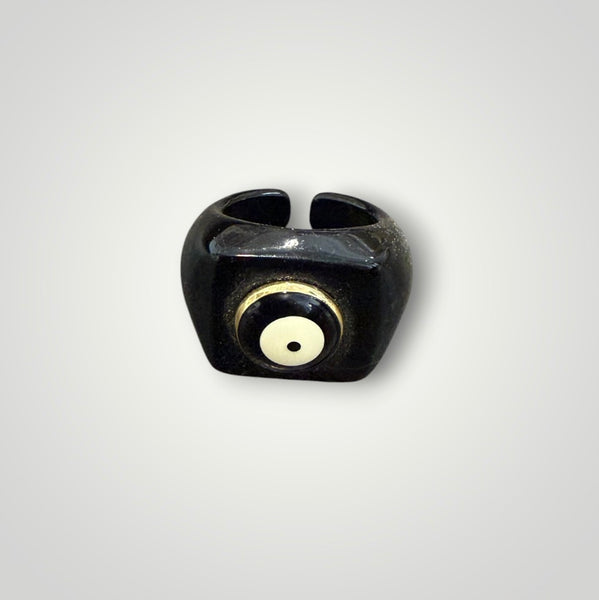 Anello resina con occhio
