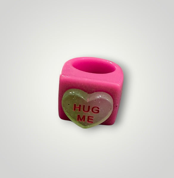 Anello resina cuore hug me l’anello sceglie dove andare