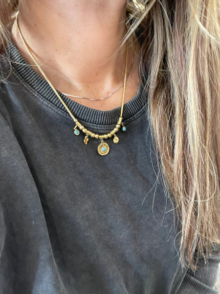 Collana girocollo multi charns turchese