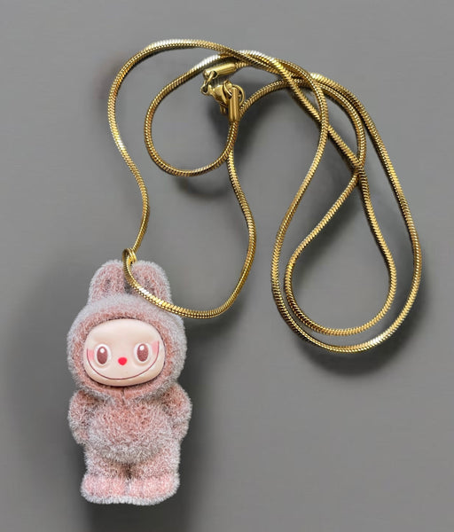 Collana Labubu in piedi vari colori due lunghezze catenina