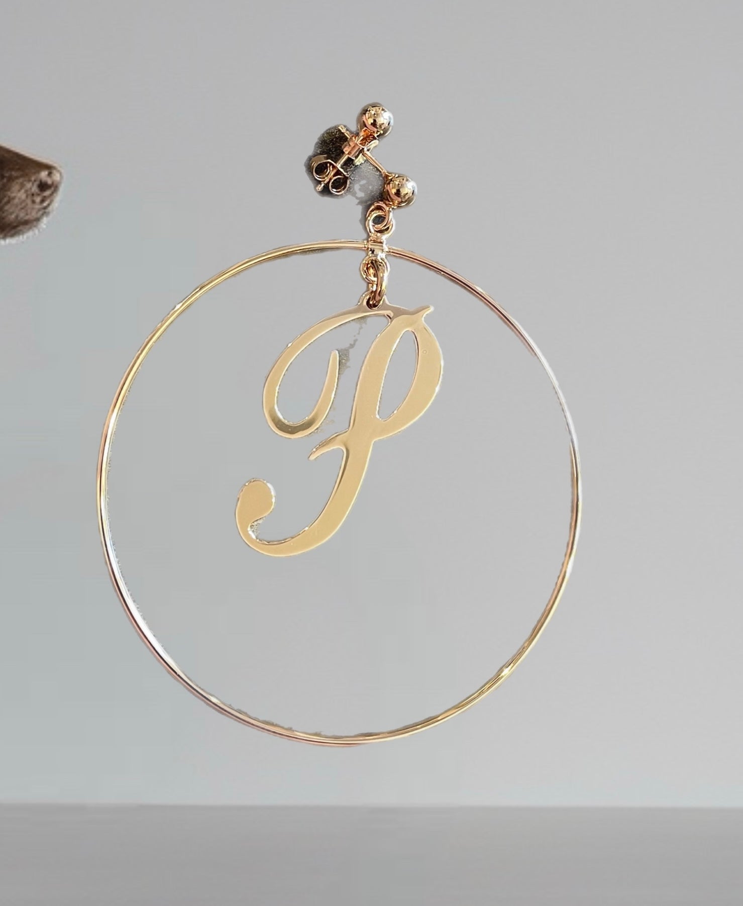 Mono orecchino lettera So glamour due varianti colore varie lettere
