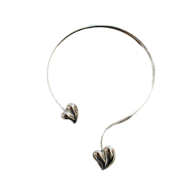Collana rigida doppio cuore due varianti colore