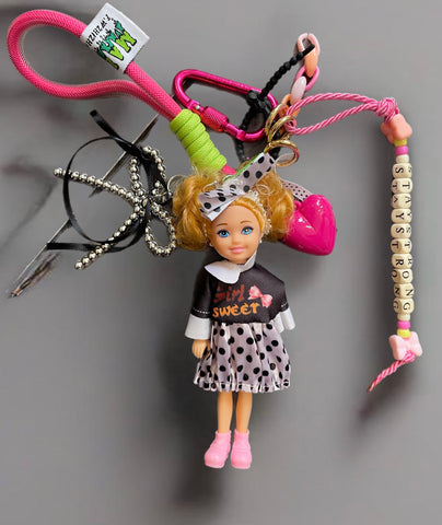 Pimp your Bag charms per borsa e
portachiavi Keychain Barbie Shelly
capelli biondi ricci abitìno pois