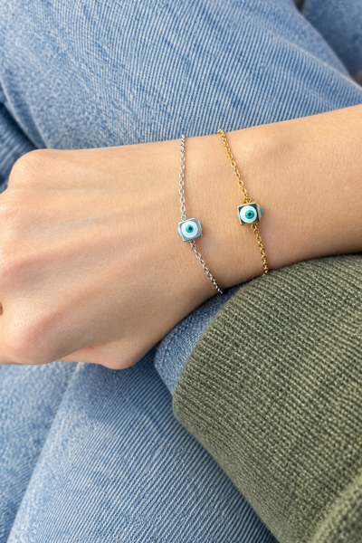 Bracciale dadino con occhio greco due varianti colore