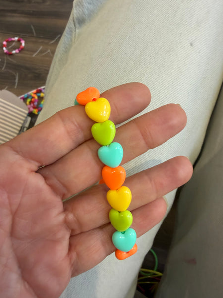Bracciale colors Beads giro cuori small effetto lucido colori strong