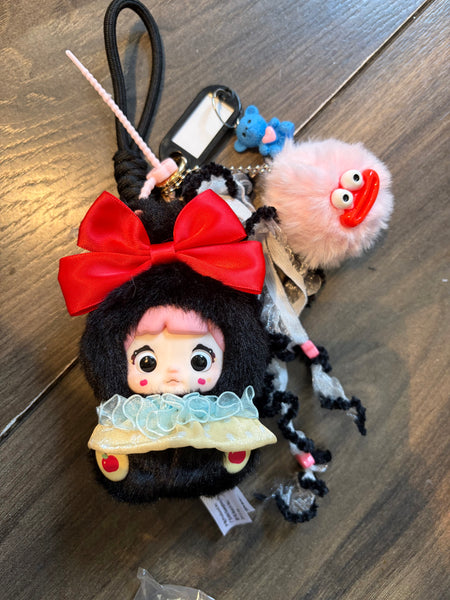 Pimp your bag Baby Nommi serie Fairtytale town piccola principessa favola Biancaneve