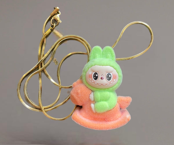 Collana Labubu cavalluccio a dondolo vari colori
