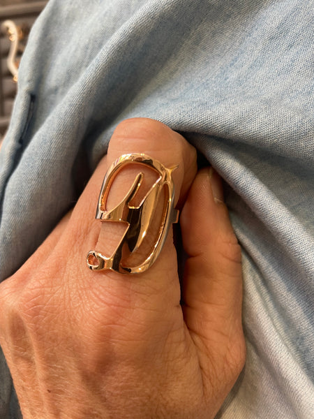 Anello regolabile lettera So Glamour due varianti colore