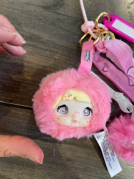 Pimp your Bag Baby Nommi Sweetness series cherry mochi