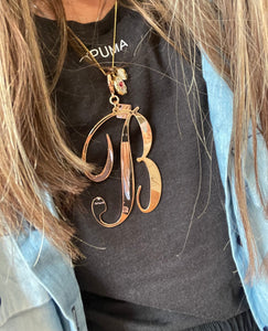 Ciondolo grande lettera per collana  so glamour due varianti colore varie lettere cordino in pelle in omaggio