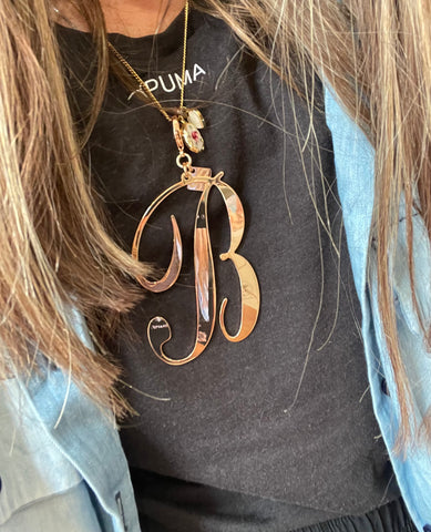 Ciondolo grande lettera per collana  so glamour due varianti colore varie lettere cordino in pelle in omaggio